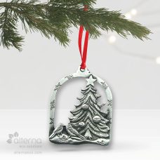 Ornement de Noël 3D en étain fabriqué au Québec. Sapin.